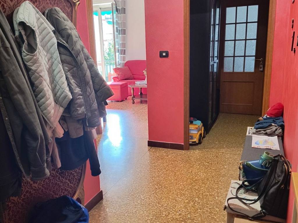 Appartamento a Albissola marina in Viale Alessandro Faraggiana, 87 - Foto 5