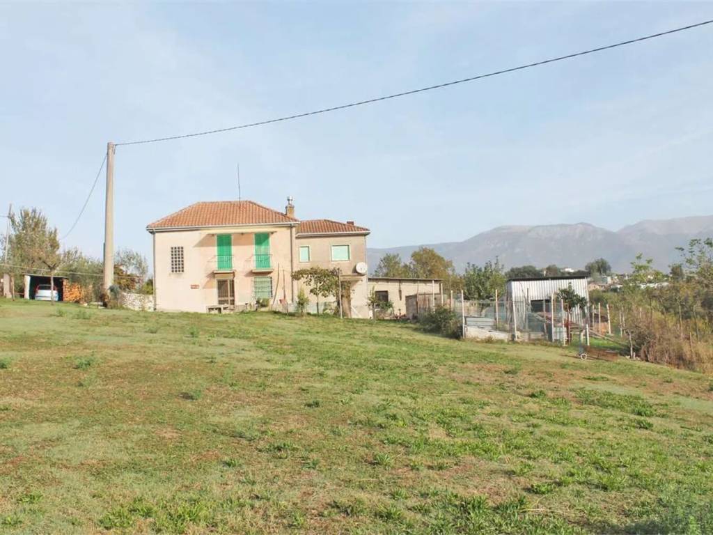 Villa a Atina in Via Colle Alto, 1152 - Foto 2