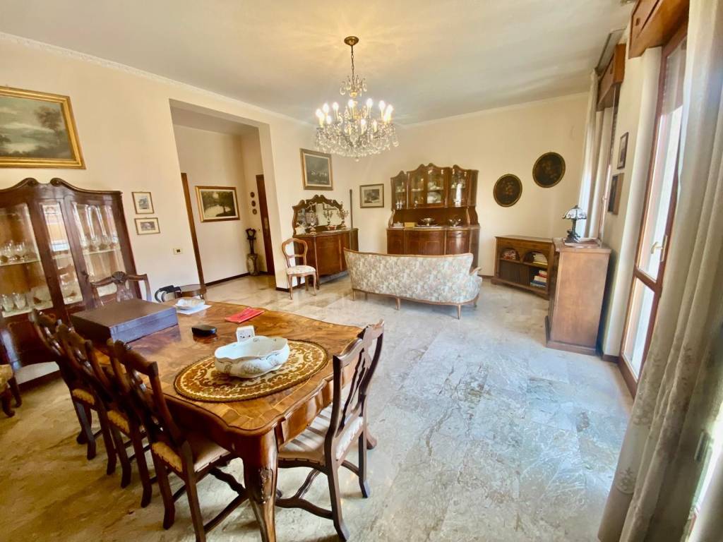 Appartamento a Piacenza - Foto 2