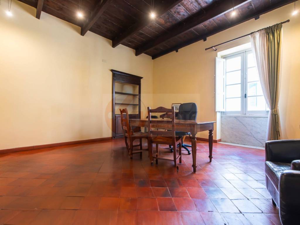 Appartamento a Sassari in Via Cavour Benso, 33 - Foto 2