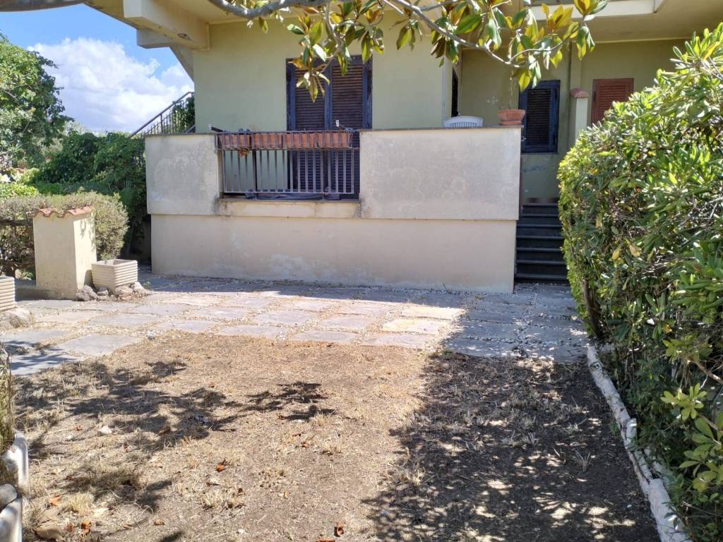 Villa a Ardea in via Arezzo - Foto 2