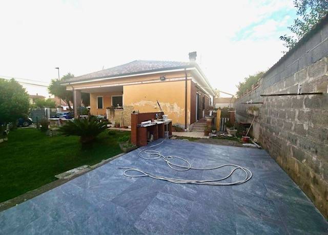Casa indipendente a Pomezia in Mar Nero - Foto 4