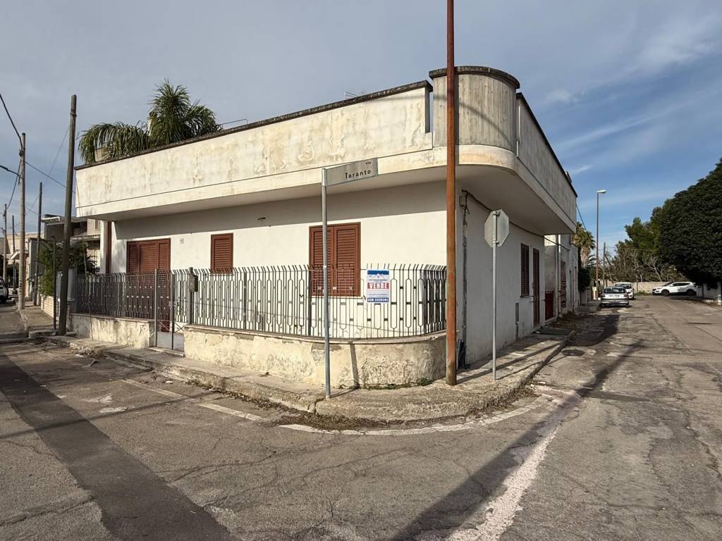 Casa indipendente a Melendugno in Via Sicilia - Foto 4
