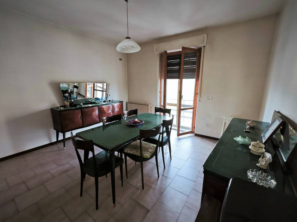 Appartamento a Castelraimondo in Via Gabriele D'Annunzio, 20 - Foto 3