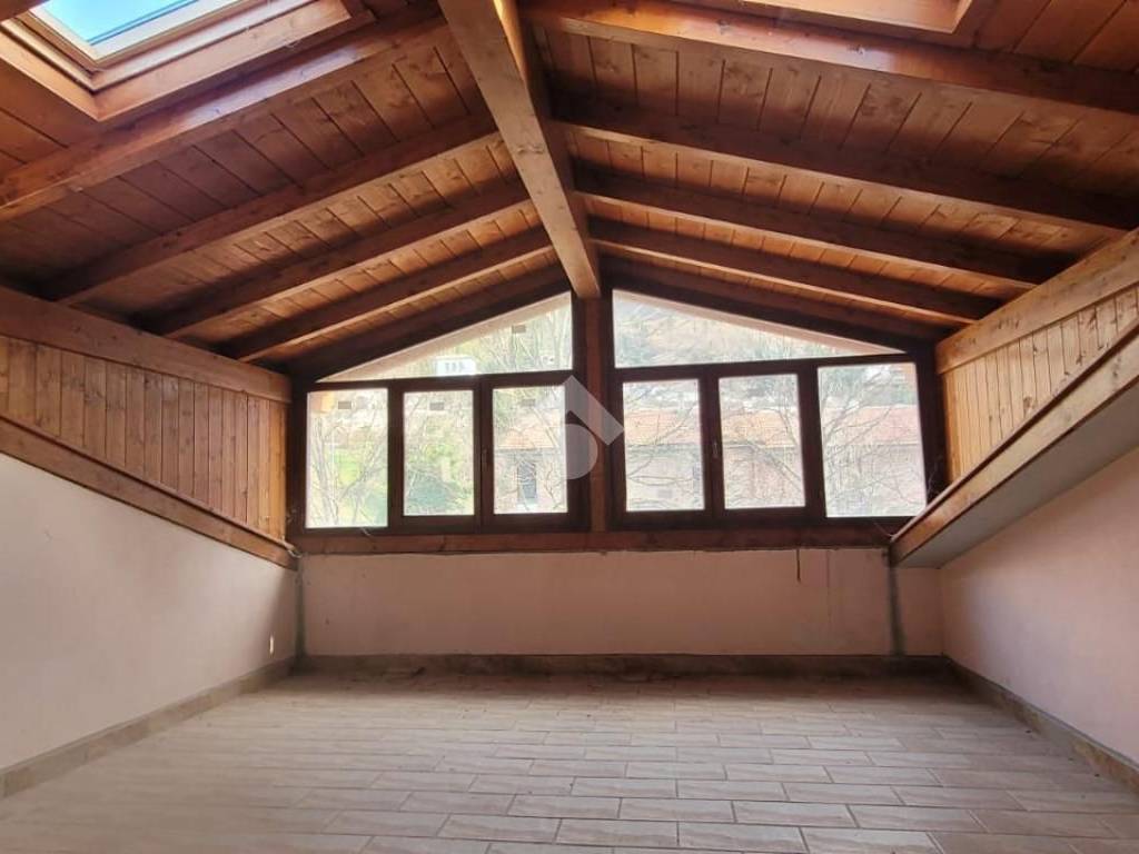 Casa indipendente a Gualdo tadino in Via XXIV Maggio, 52 - Foto 4