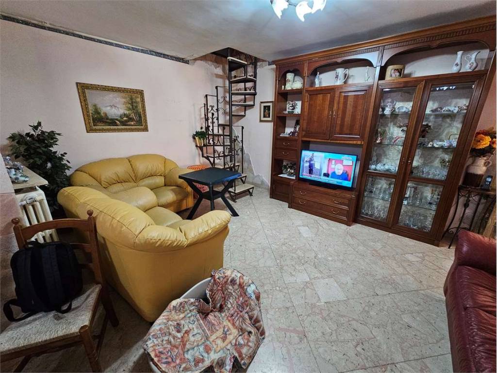 Casa indipendente a Enna in VIA SANTA CHIARA, 10 - Foto 5