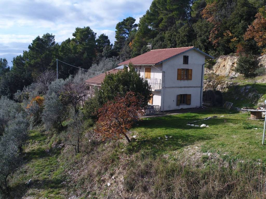 Villa a Montefranco in Strada di Montemoro - Foto 2
