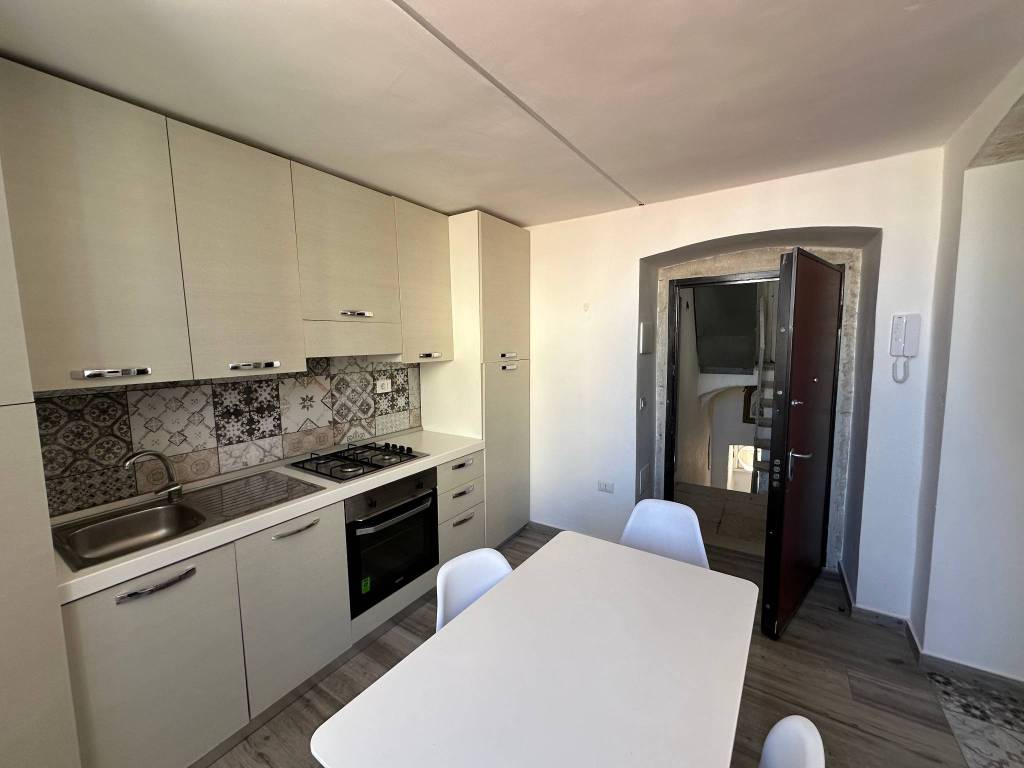 Appartamento a Bisceglie in Via Abate Bruni - Foto 5