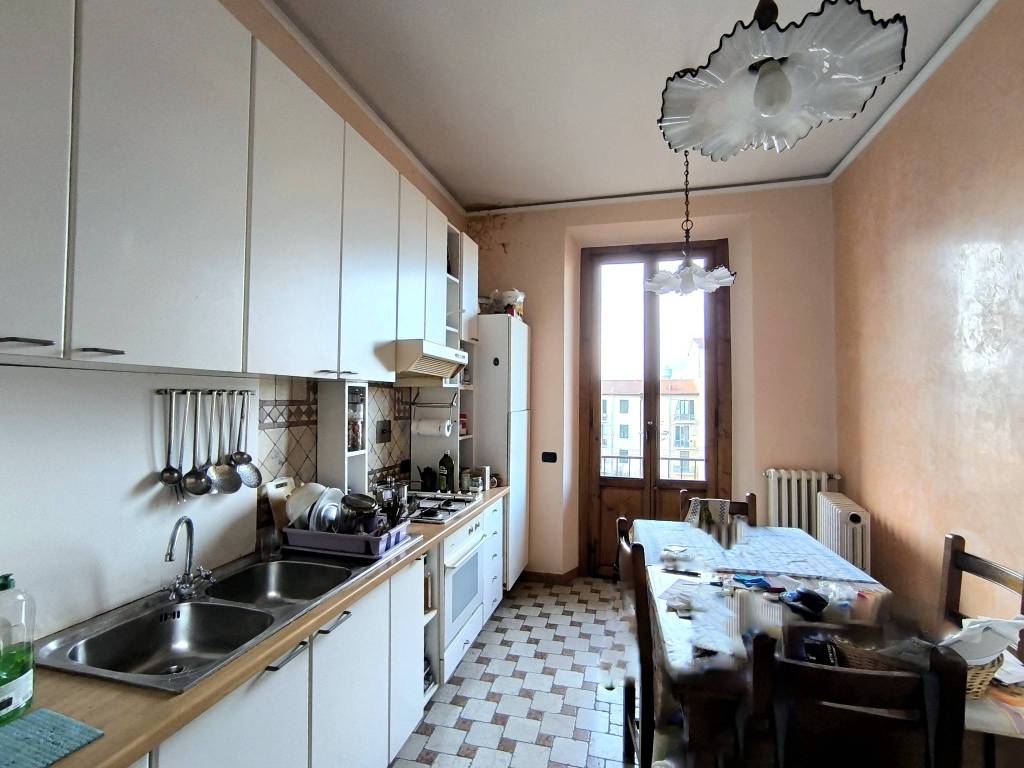 Appartamento a Firenze in Via Leopoldo Pellas - Foto 4