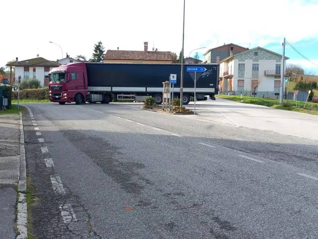 Immobile a Arcevia in Viale A. Moscatelli, 41 - Foto 4