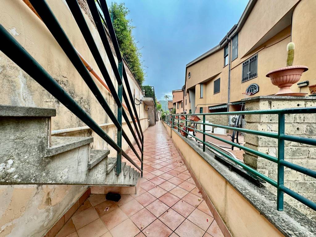 Villetta a schiera a Caserta in Via Vitagliano Rossetti - Foto 5