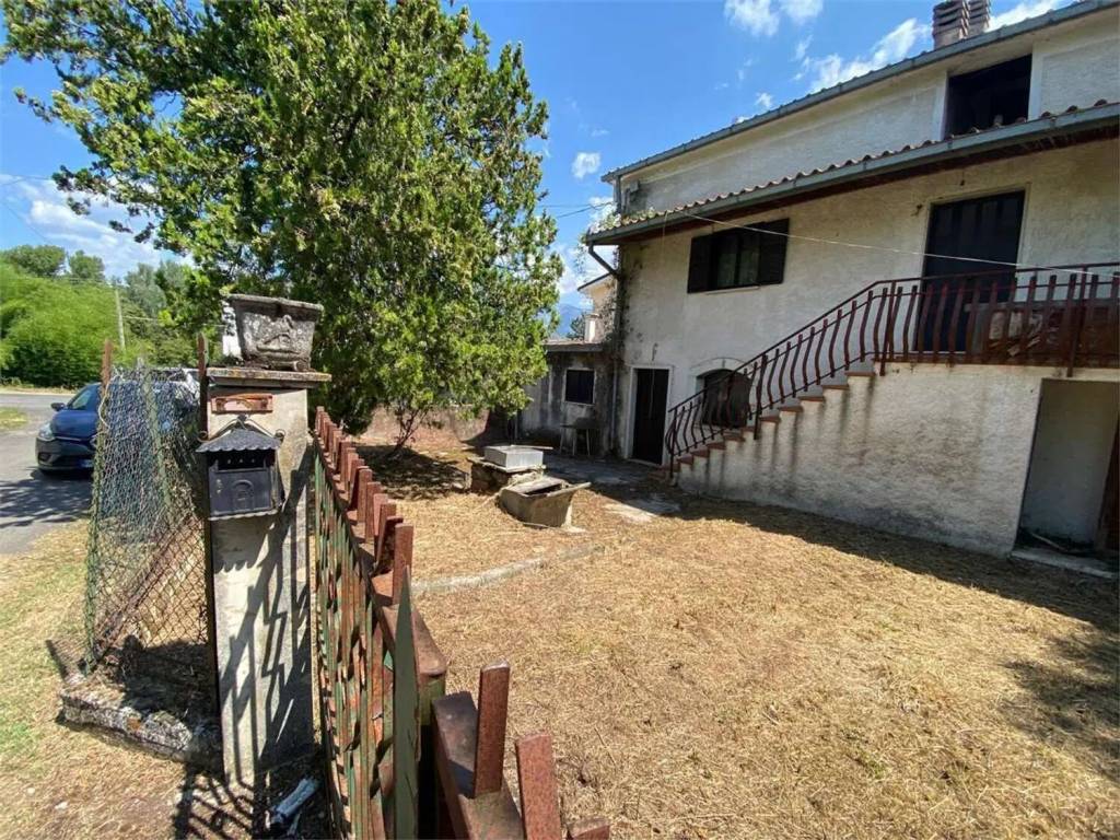 Villa a Casalvieri in Via Fallena S.N.C. - Foto 3