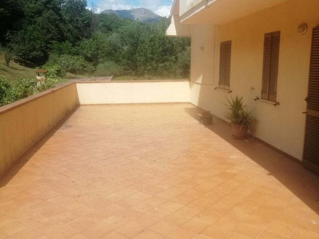 Villa a Teramo in Strada Statale Piceno Aprutina - Foto 4