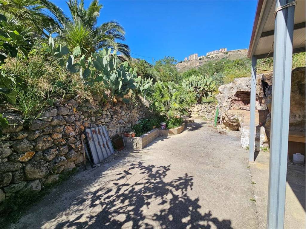 Terreno a Enna in CONTRADA RIZZUTO - Foto 4