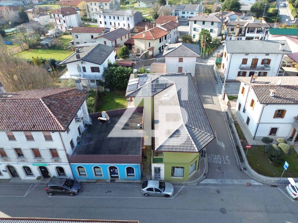 Palazzo / stabile a Nimis in Via Carlo Miani, 3 - Foto 2