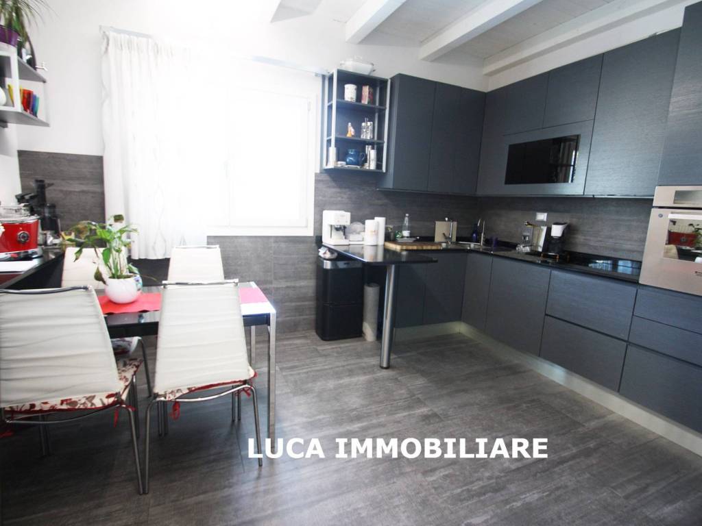 Villa a Buggiano in Via Pistoiese, 27 - Foto 3