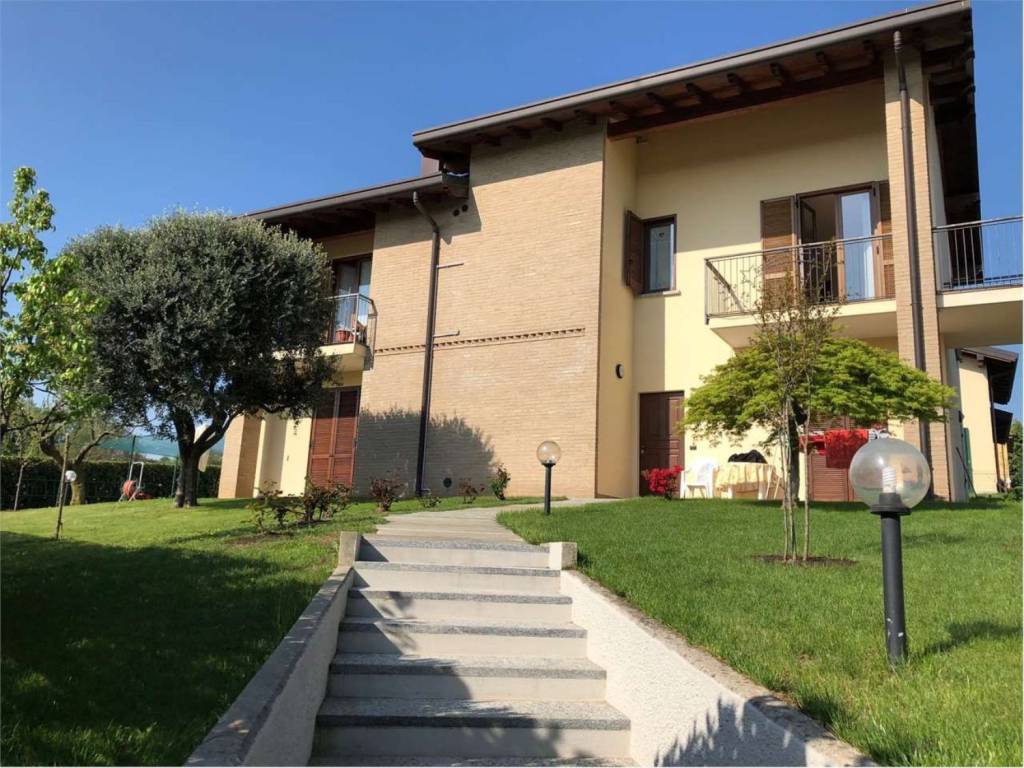 Villa a Albavilla in Via Per Carcano S.N.C. - Foto 1