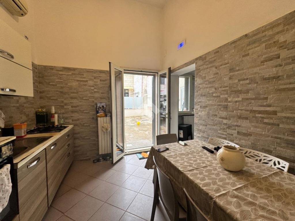 Casa indipendente a Bari in Via Principe Umberto, 33 - Foto 2