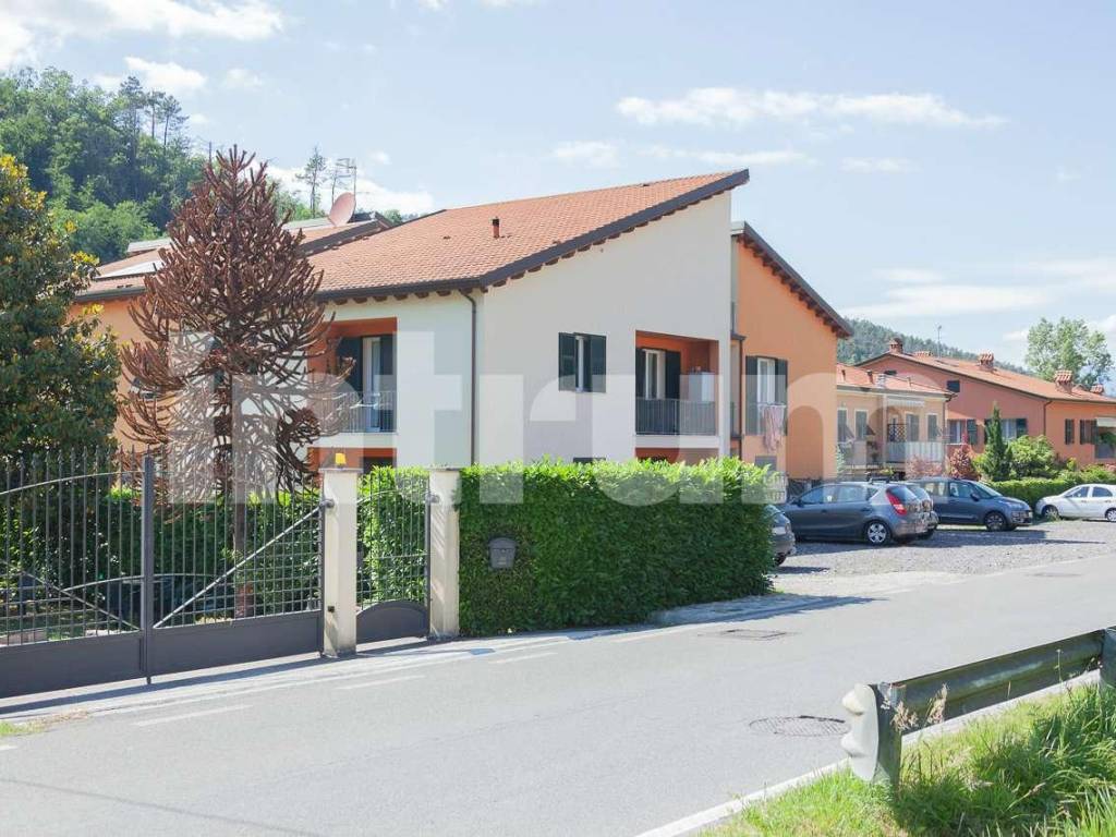 Appartamento a Riccò del golfo di spezia in Via Vale Graveglia 81 - Foto 2