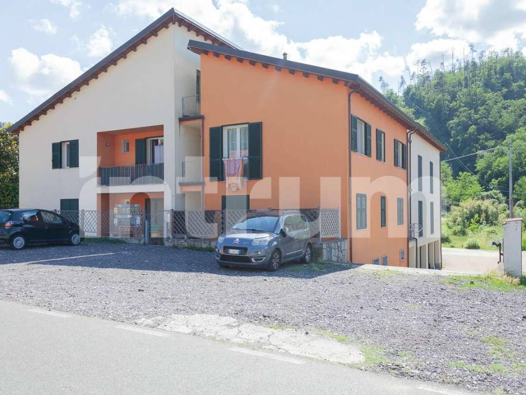 Appartamento a Riccò del golfo di spezia in Via Vale Graveglia 81 - Foto 3