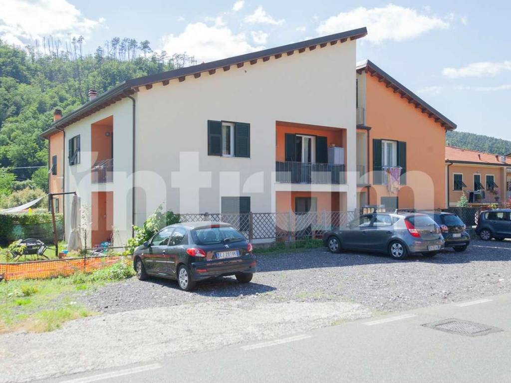 Appartamento a Riccò del golfo di spezia in Via Vale Graveglia 81 - Foto 4