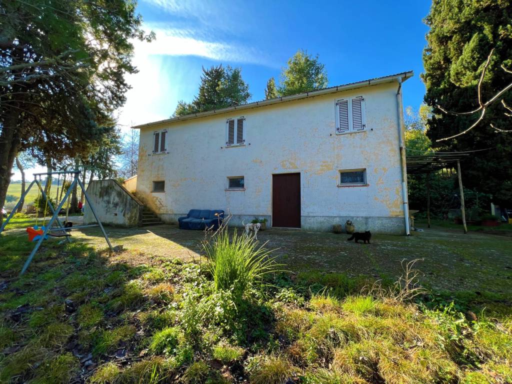 Rustico / casale a Fermo in contrada ponte sant'antonio - Foto 2