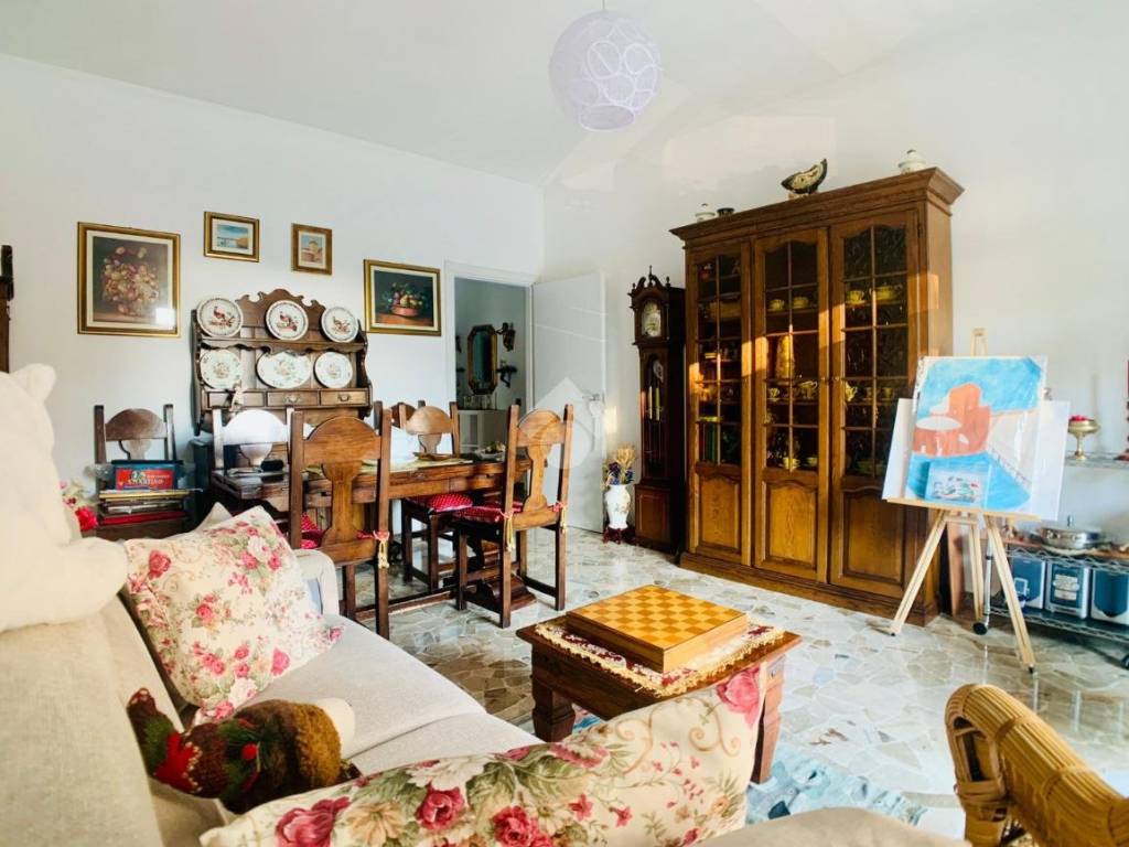 Appartamento a Mantova in Largo Francesco Petrarca - Foto 2