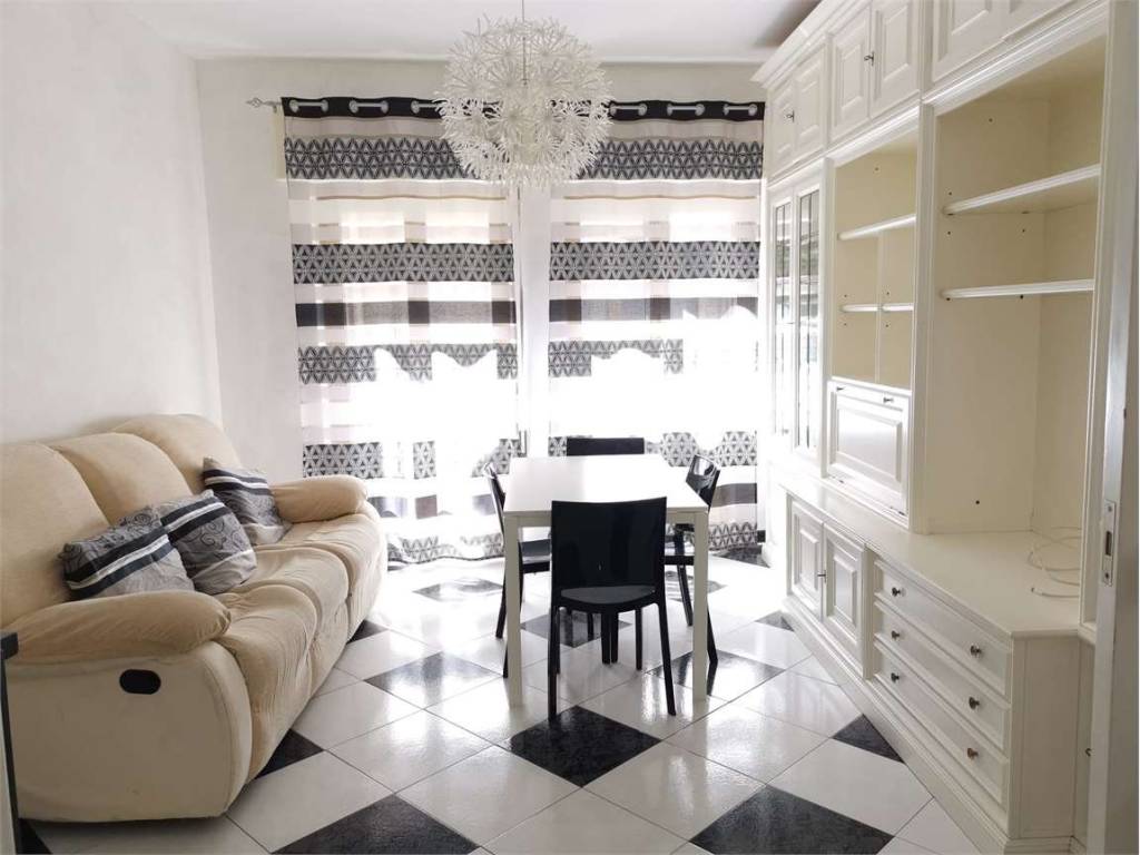 Appartamento a Enna in VIA GIOVANNI GALLINA, 32 - Foto 2