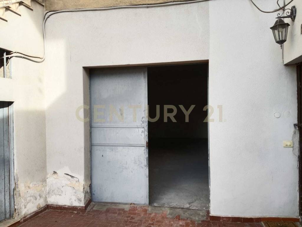 Box / garage a Catania in Via Domenico Morelli, 13 - Foto 2