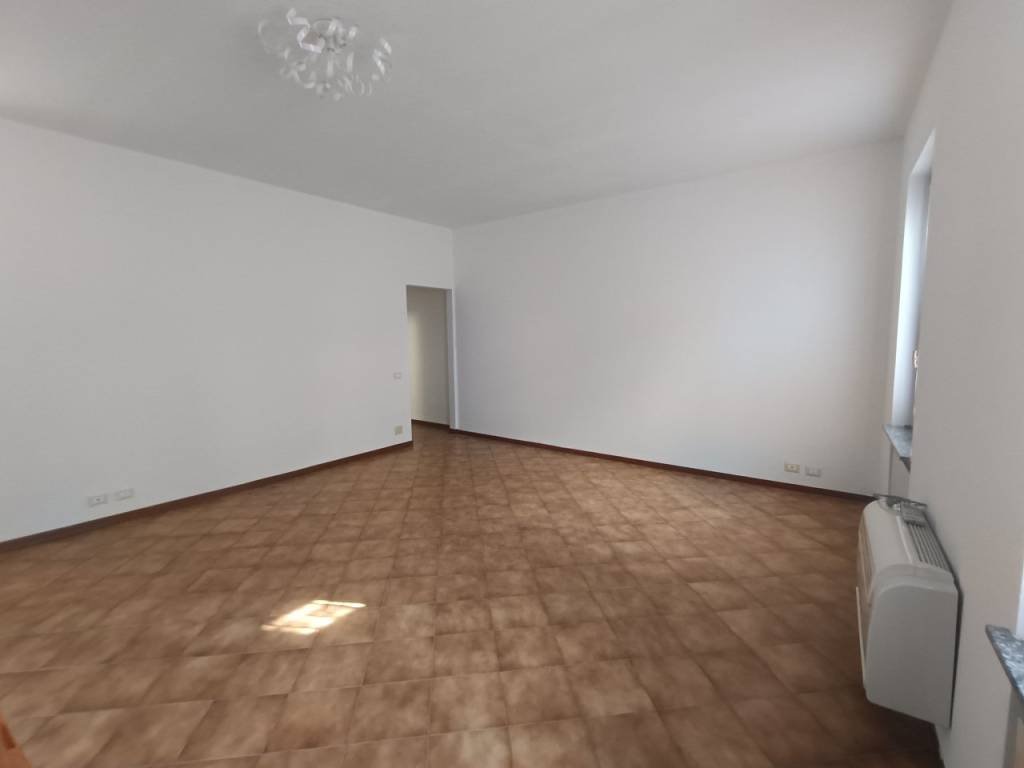 Appartamento a Cremona in Via Luigi Voghera, 11 - Foto 2