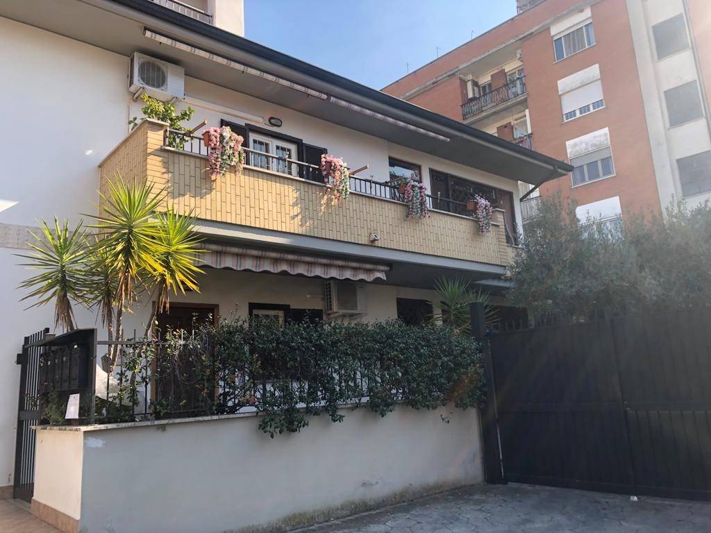 Appartamento a Guidonia montecelio in Via Maremmana Inferiore, 72 - Foto 3