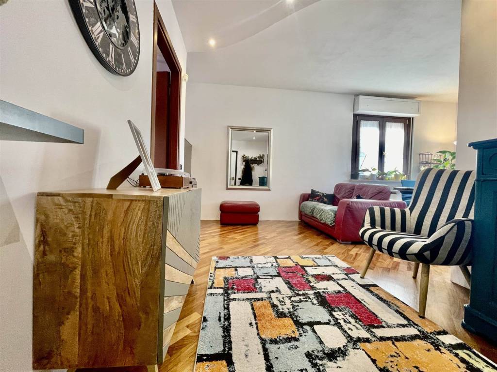 Appartamento a Uboldo in VIA SOLFERINO - Foto 4