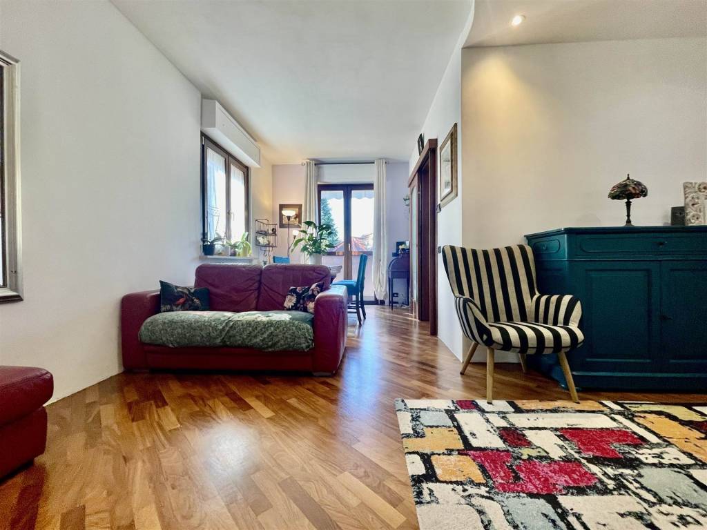 Appartamento a Uboldo in VIA SOLFERINO - Foto 5