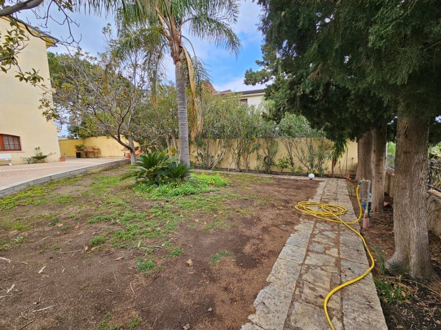 Villa a Reggio calabria in Via Longitudinale, 94 - Foto 5