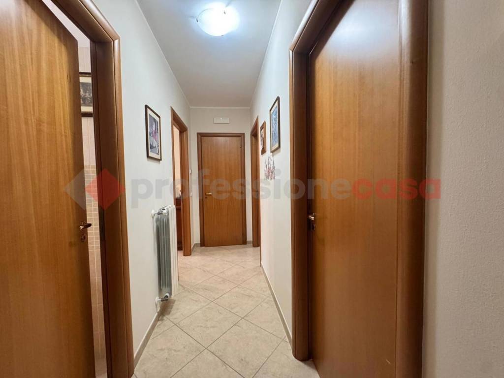 Appartamento a Pulsano in VIA FORTORE , 15 - Foto 2