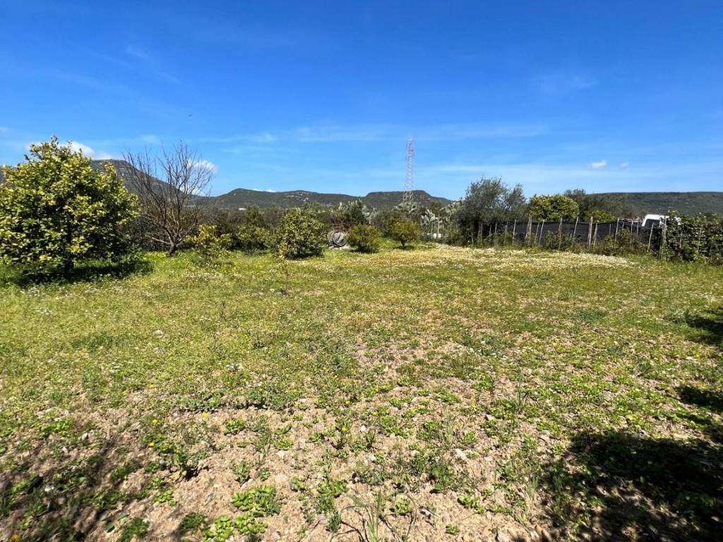 Terreno a Villaperuccio in Via Camposanto - Foto 3