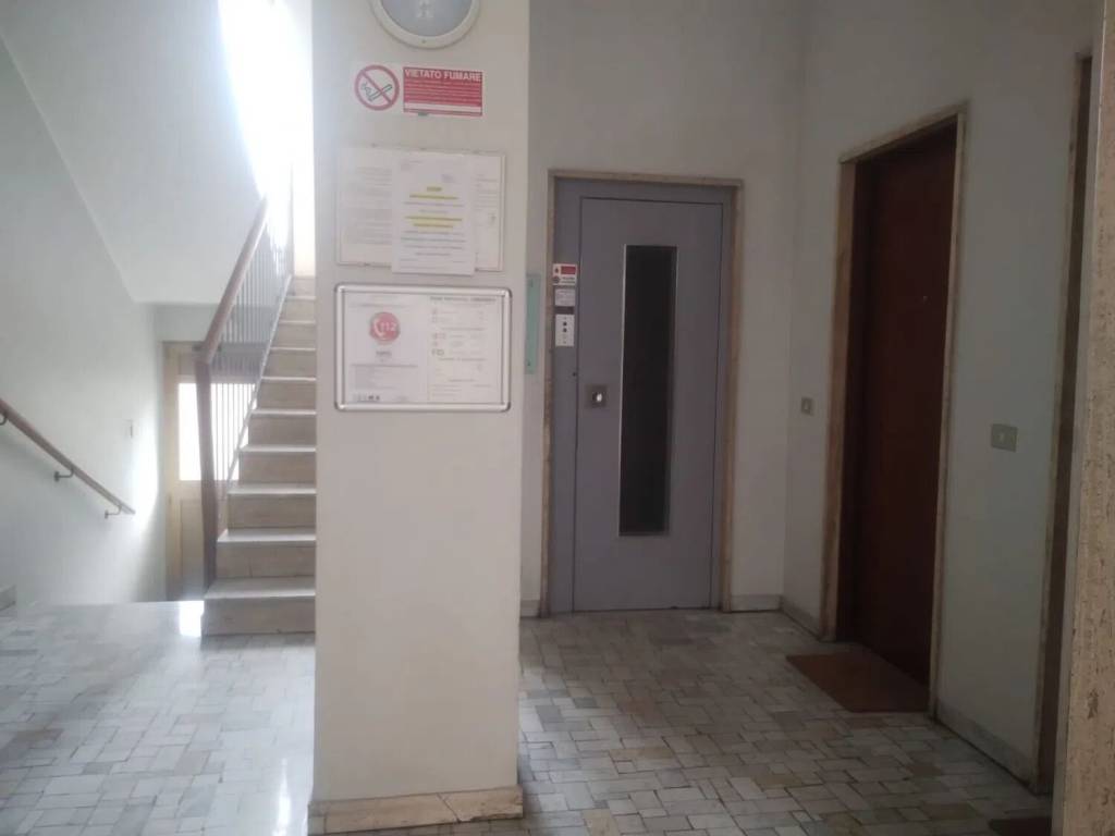 Appartamento a Busto arsizio in Via Vincenzo Bellini, 11 A - Foto 2