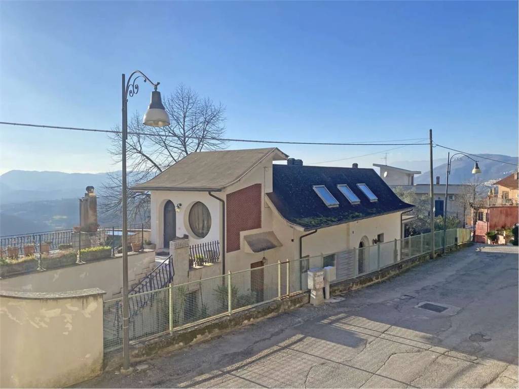 Villa a Gallinaro in Via Cese, 71 - Foto 2