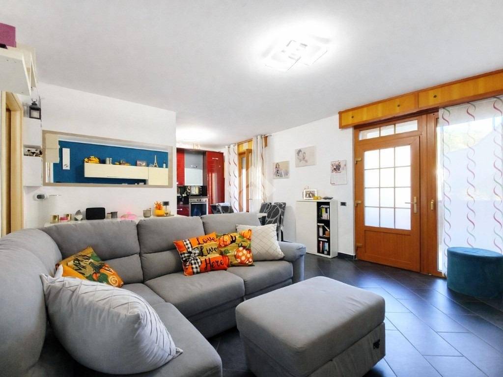 Appartamento a Asso in Via Alcide De Gasperi, 2 - Foto 5