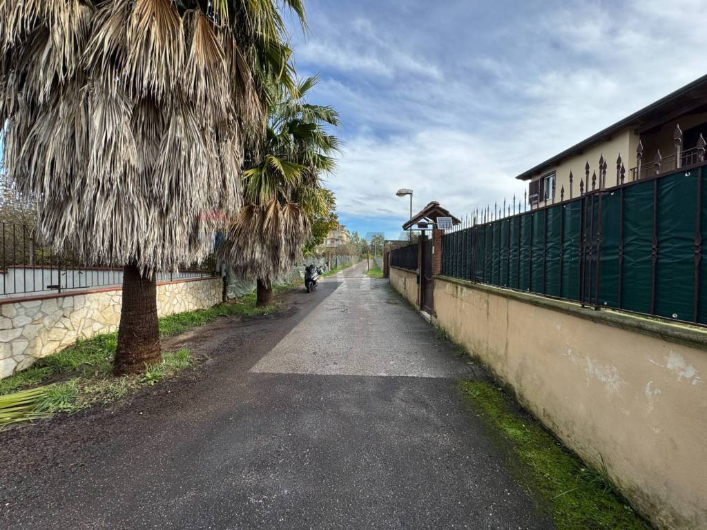Terreno a Giugliano in campania in via ripuaria, 93 - Foto 2