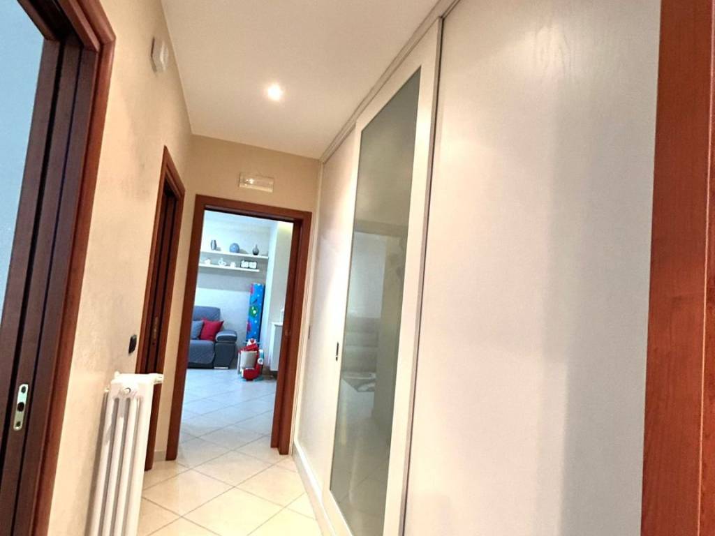 Appartamento a Bari in Strada Capo Scardicchio - Foto 3