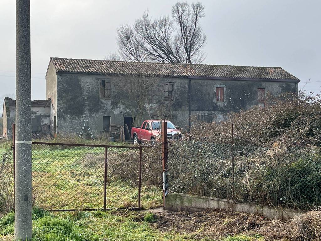 Rustico / casale a Porto viro in Località Ca' Giustinian - Foto 4