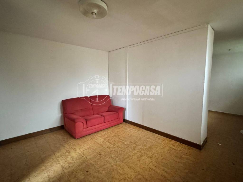Appartamento a Ossona in Via Patrioti 61 - Foto 2