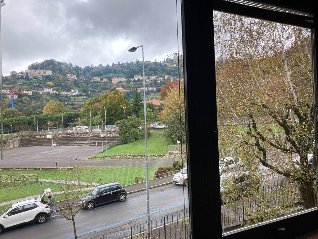 Appartamento a Bergamo in Via Damiano Chiesa - Foto 5