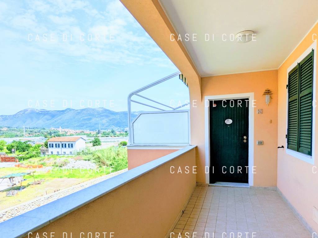 Attico / mansarda a Albenga in via perseghini 40 - Foto 2