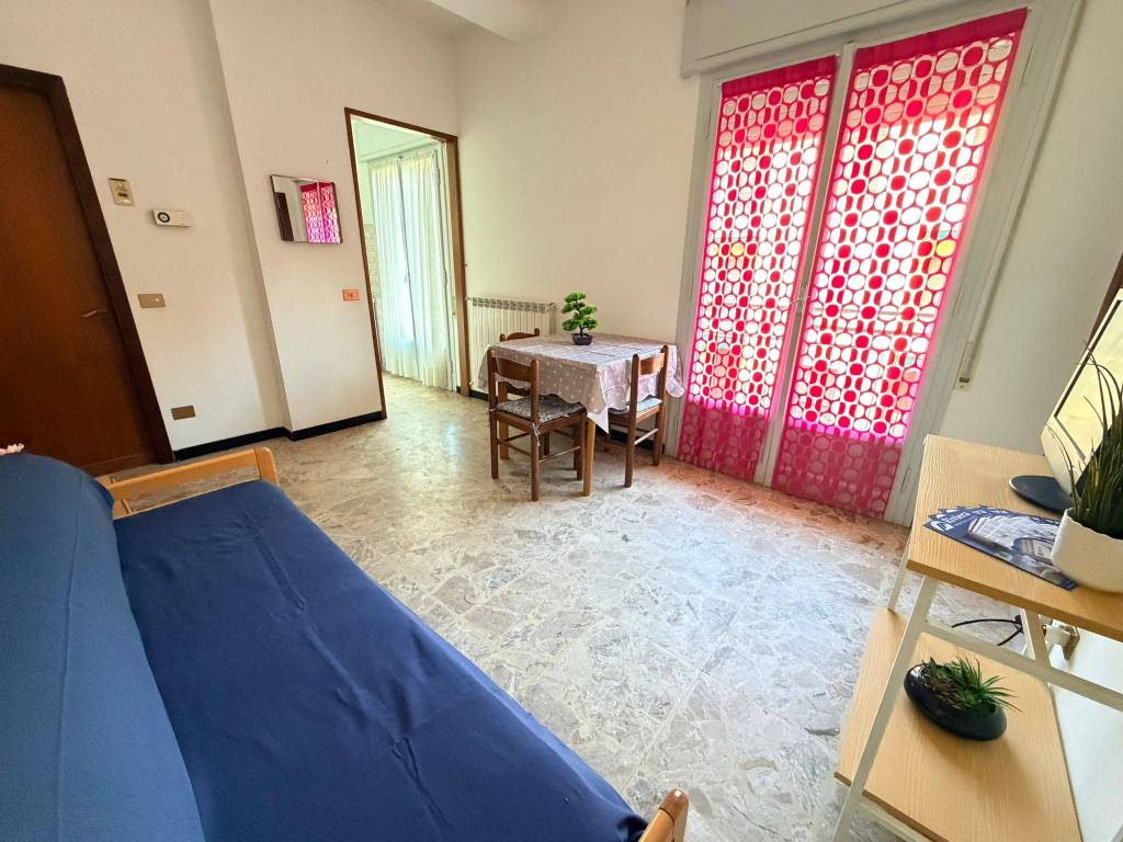 Appartamento a Diano marina in Via Cristoforo Colombo, 31 - Foto 4