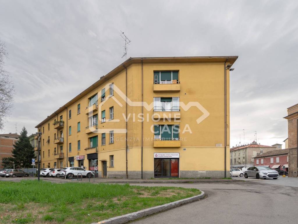 Appartamento a Reggio emilia in Viale Piave - Foto 2