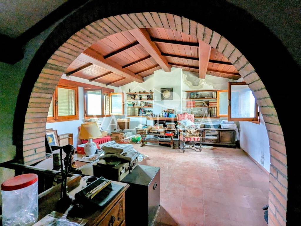 Casa indipendente a Poggibonsi in Viale Giuseppe Garibaldi - Foto 3