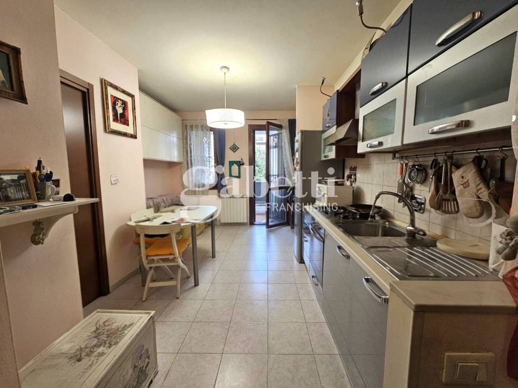 Appartamento a Prato in Via Paolo dell'Abbaco - Foto 2