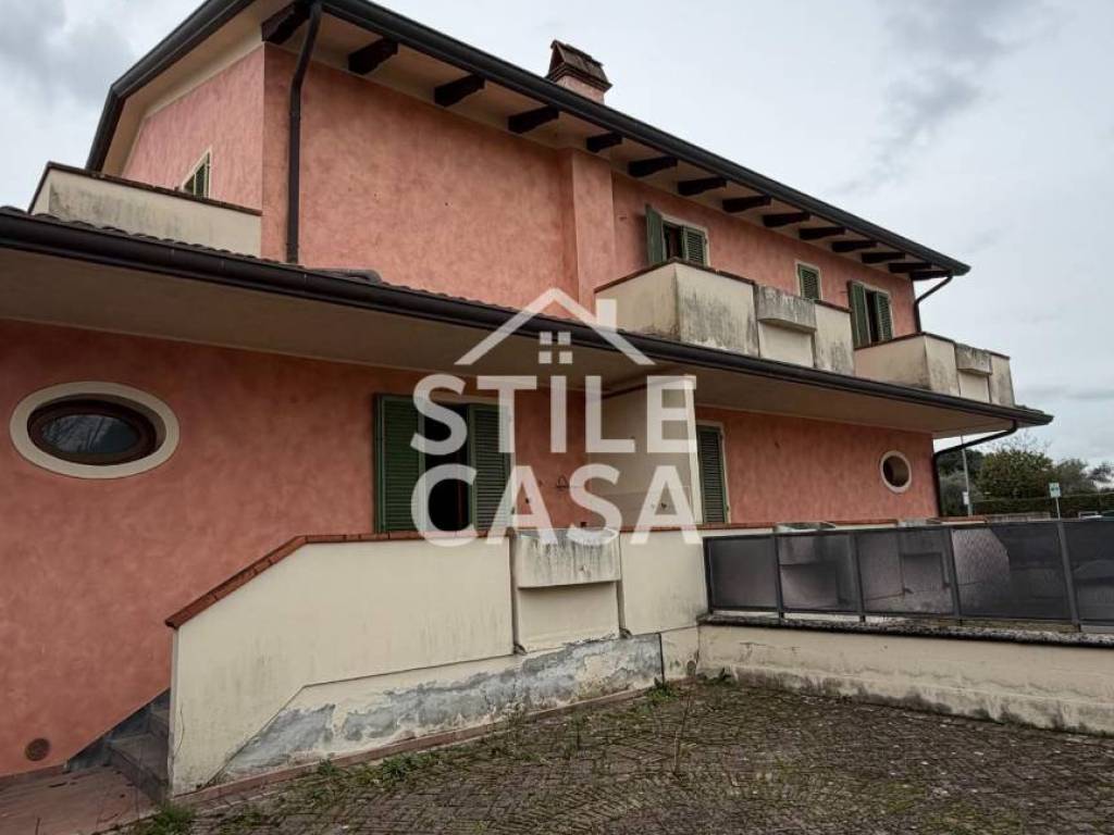 Casa indipendente a Fucecchio in IT - Foto 2